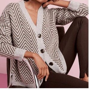 Ann Taylor Petite Gray Brown Herringbone Boyfriend Buttoned Cardigan Sweater XXS